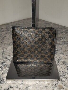 Celine Triomphe Canvas Bifold Wallet With Coin Pocket